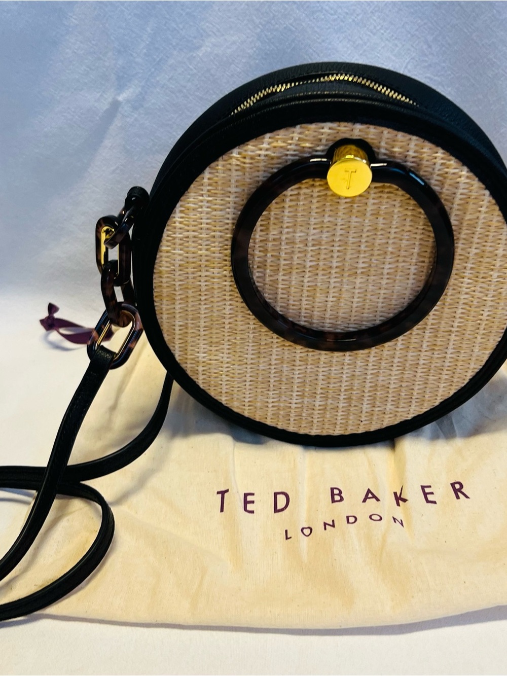 Ted Baker NWOT Straw Leather Crossbody Bag Resin Handle Dust Bag - Picture 2 of 6